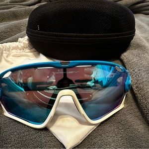 Oakley Jawbreaker Sunglasses